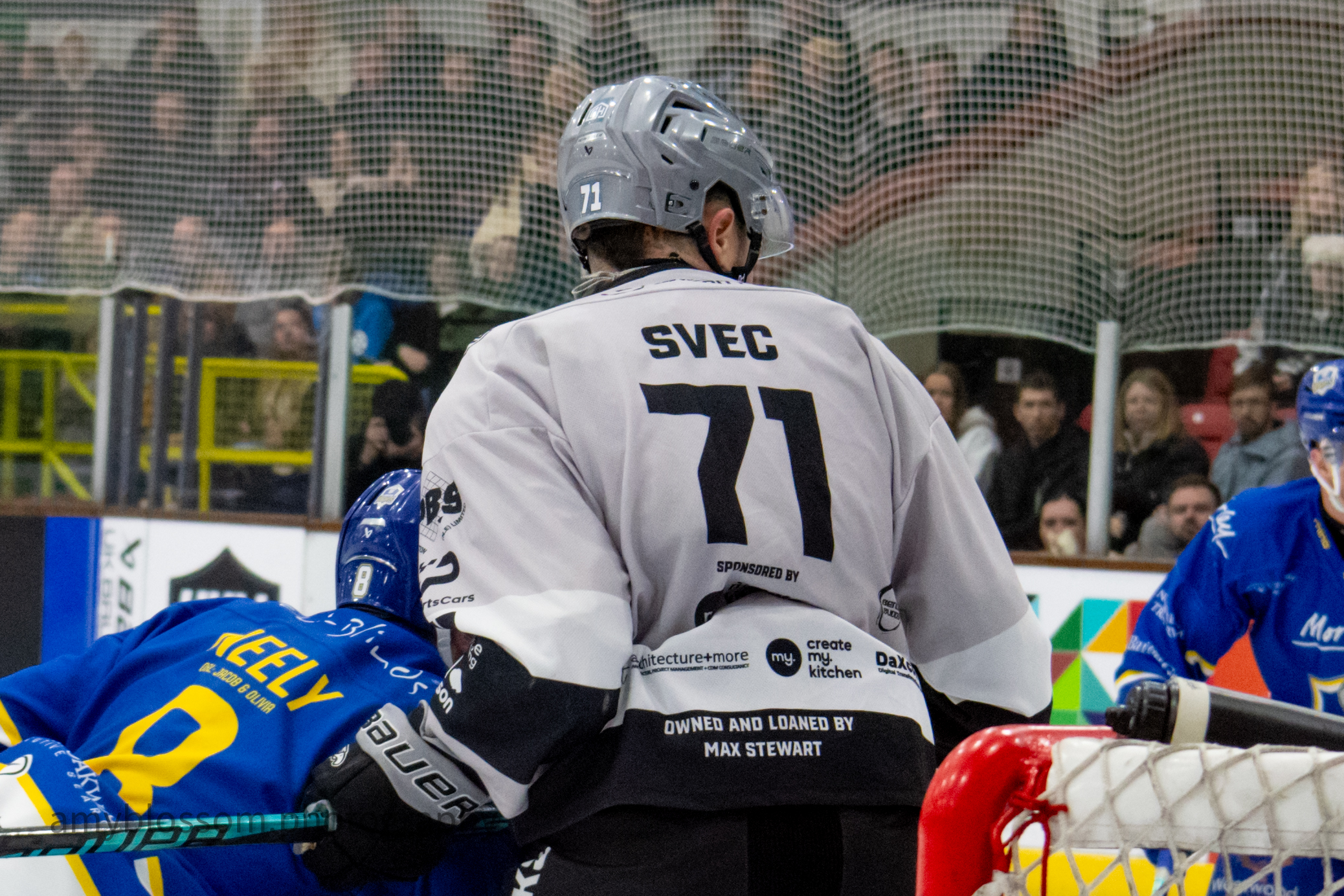 Photo 16-11-2025, 19 47 28